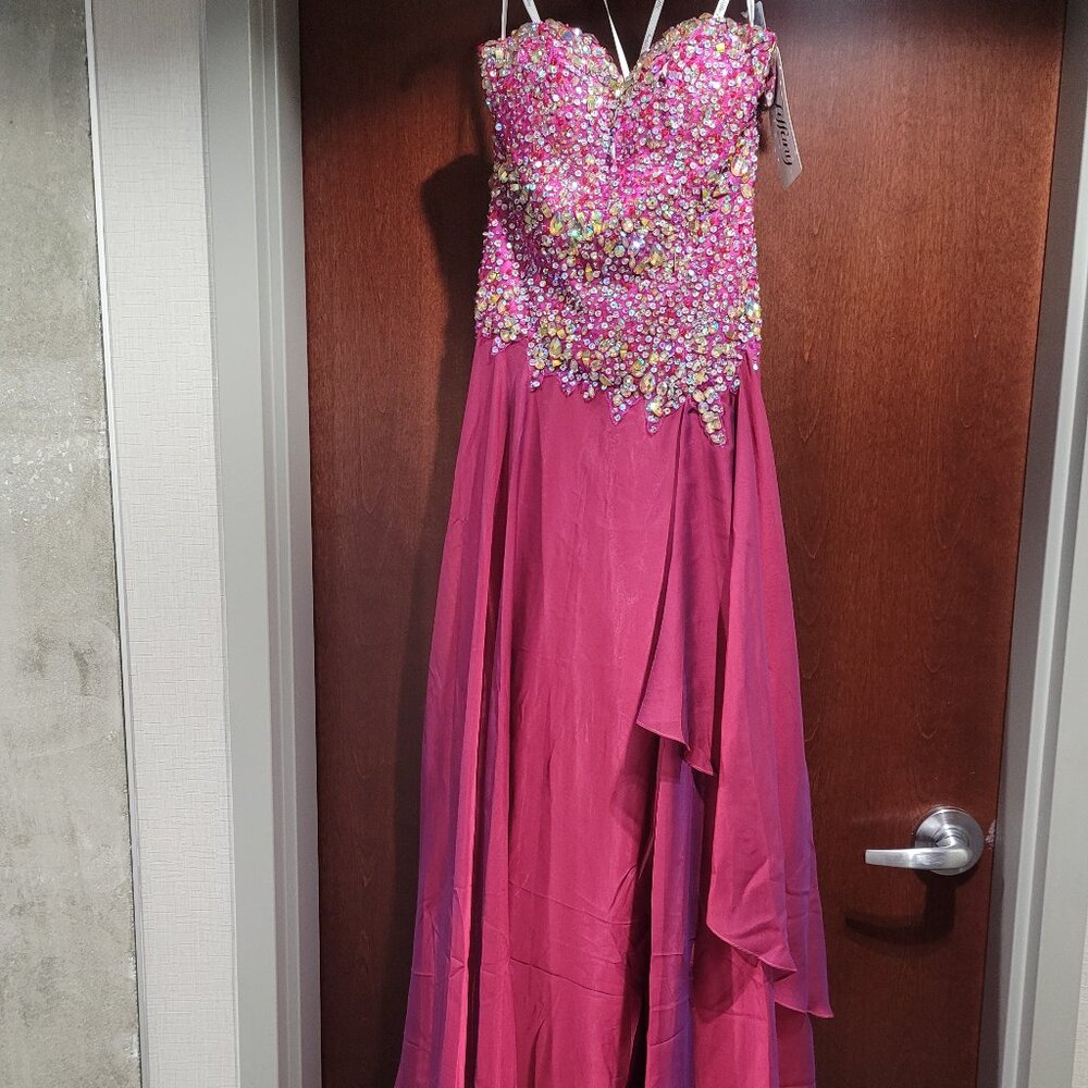 Tiffany Designs 46942 Size 8 Red/Purple Prom Dress - Picture 2 of 9